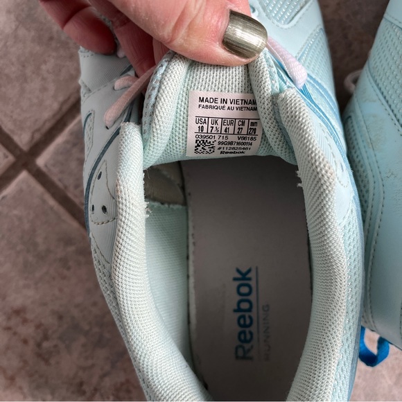 Reebok running shoes, size 10 - Picture 7 of 11